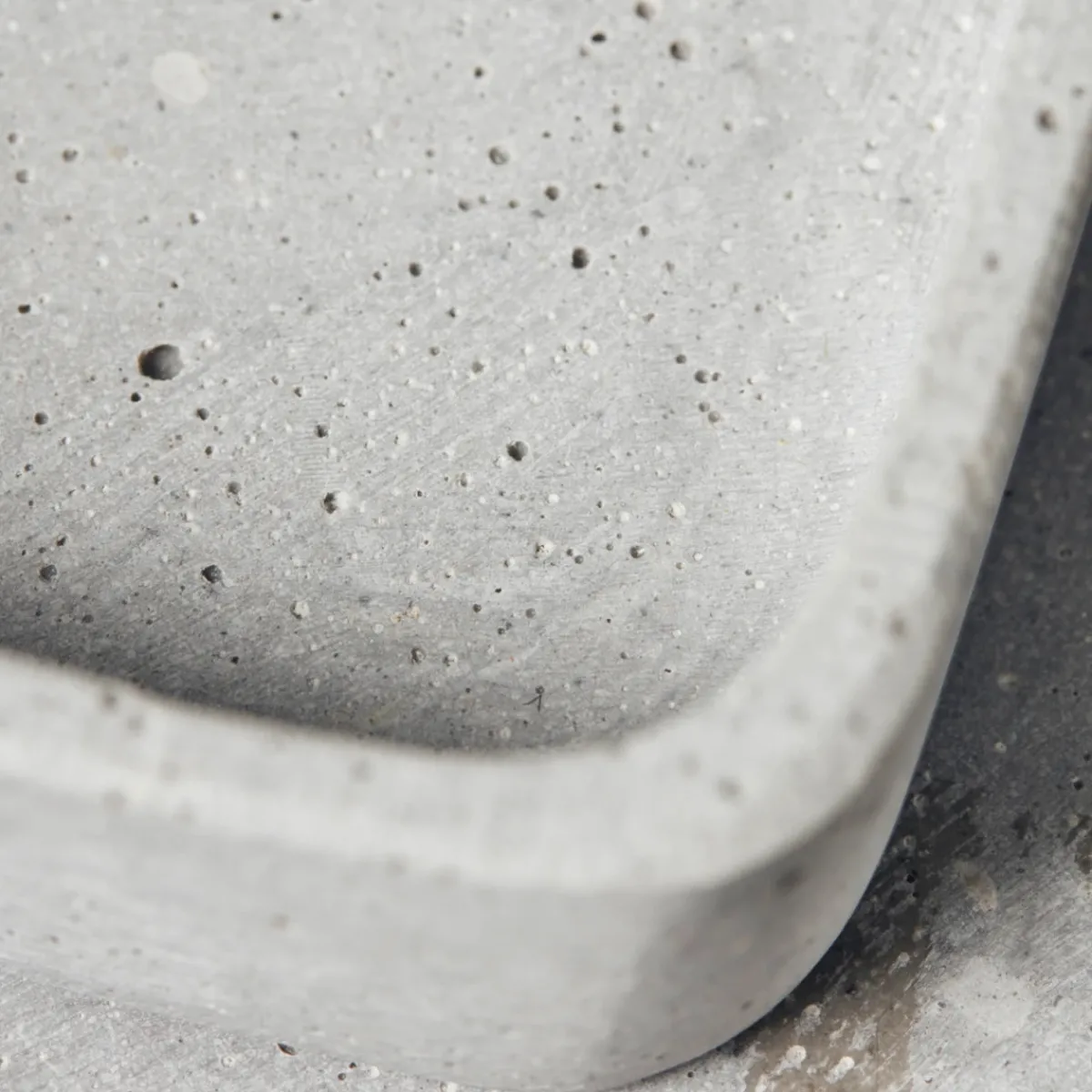 House Doctor Heimdekor|Tabletts|Tablett, Retra, Grau