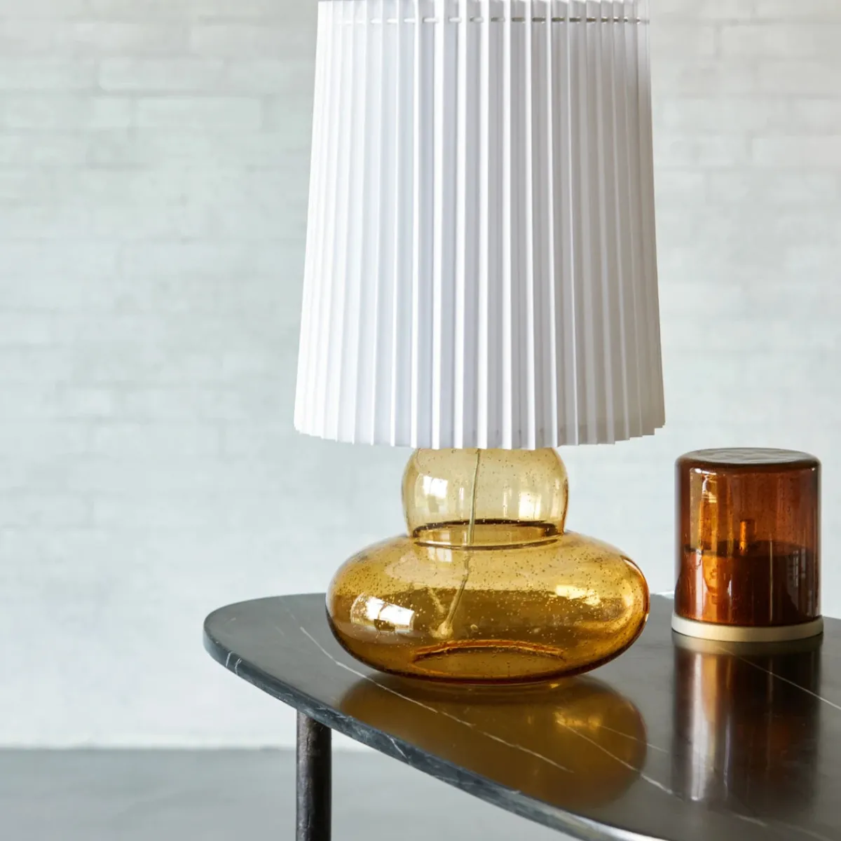 House Doctor Schlafzimmerbeleuchtung|Beleuchtung|Tischlampe inkl. Lampenschirm, Ribe, Amber