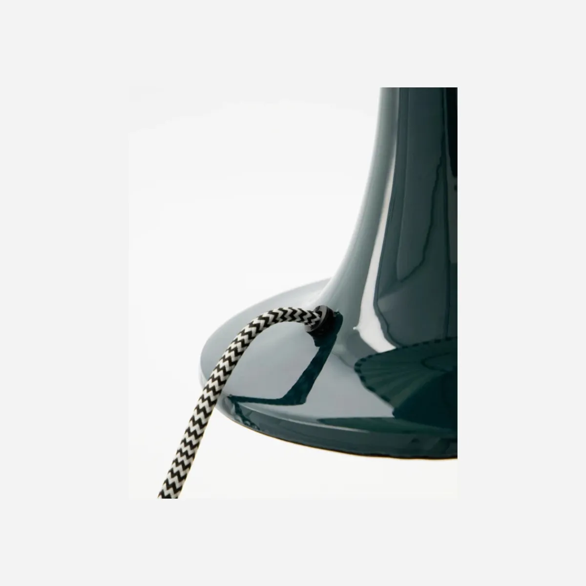 House Doctor Schlafzimmerbeleuchtung|Beleuchtung|Tischleuchte, HDTulip, Grün