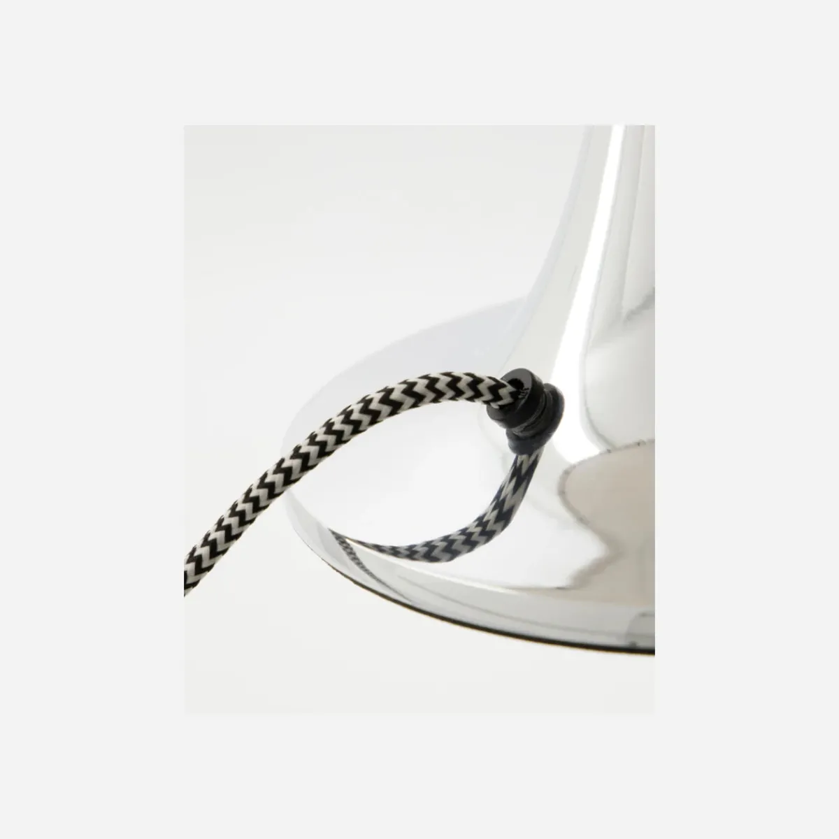 House Doctor Schlafzimmerbeleuchtung|Beleuchtung|Tischleuchte, HDTulip, Silber-Finish