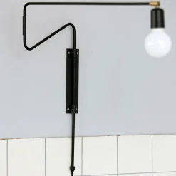 House Doctor Schlafzimmerbeleuchtung|Beleuchtung|Wandleuchte, Swing, Schwarz